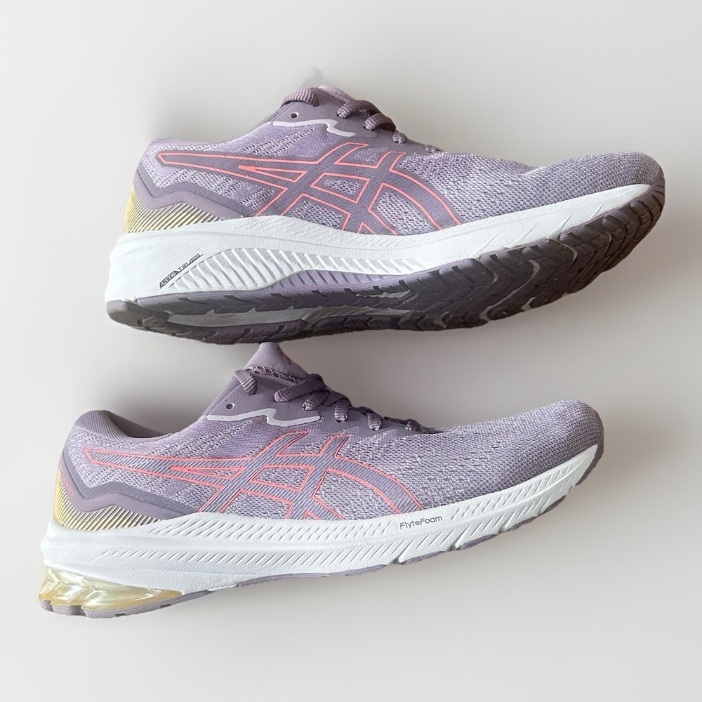 ASICS GT-1000 11 Violet Running Shoe Women Size 11 (1012B197-001) Gelcontend
